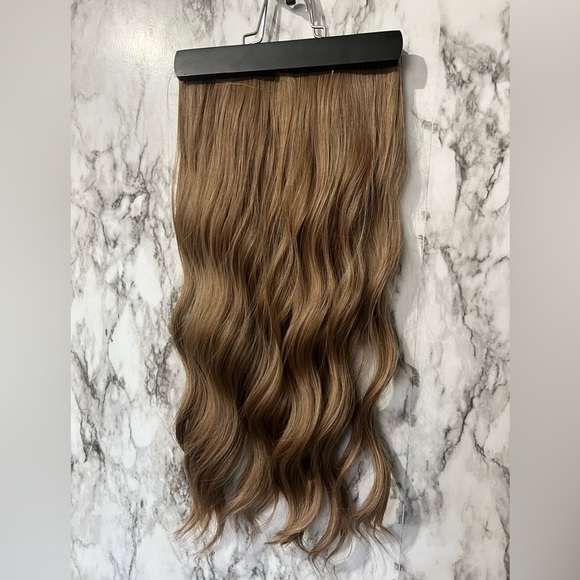 Voluminazing Clip In Hair Extensions 20 In Long Wavy hair Clip Ins Dark Blonde - Picture 1 of 9